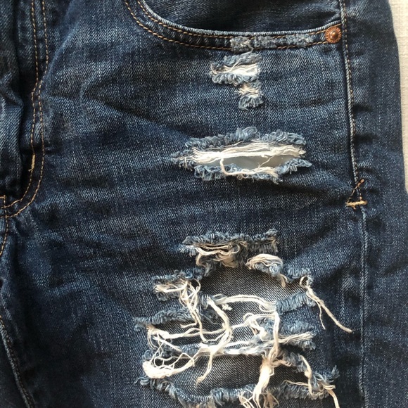 Denim shorts - Picture 2 of 3